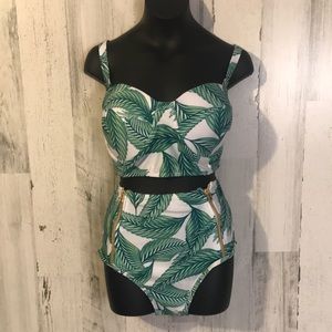 women’s leaf two piece swim cute size XL NWOT